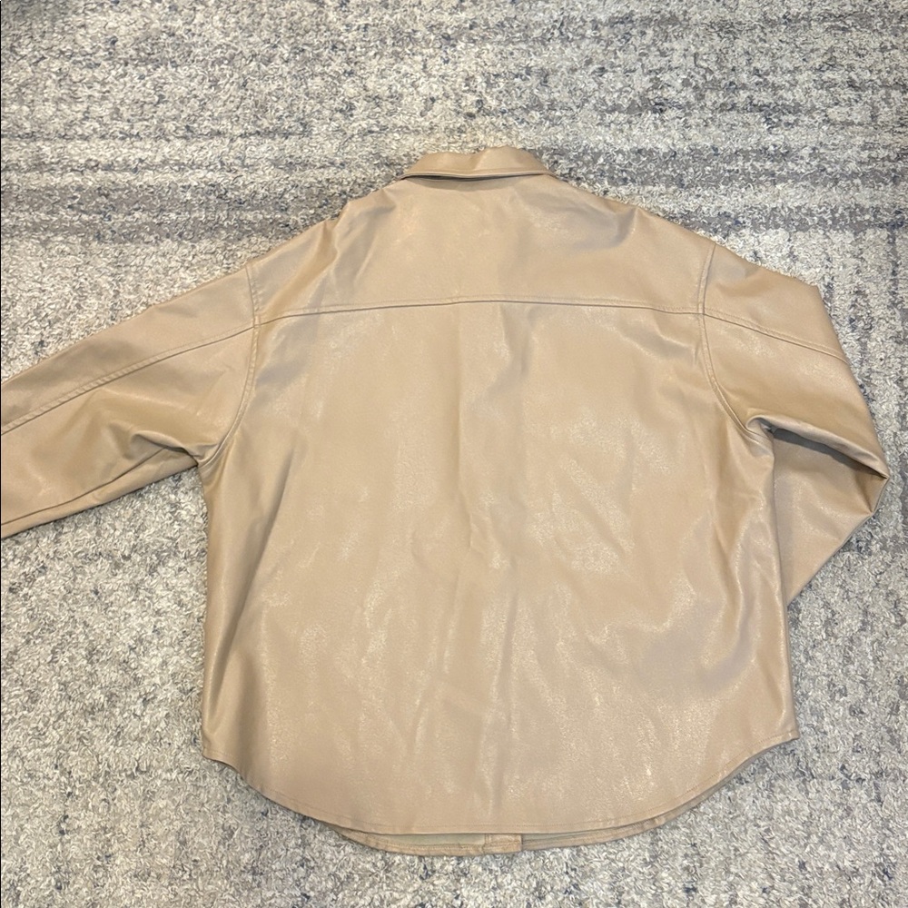 Lightweight Beige Leather Jacket - image 3